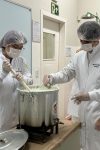 Farmácia FIMCA Vilhena realiza atividade prática sobre bebidas fermentadas e...